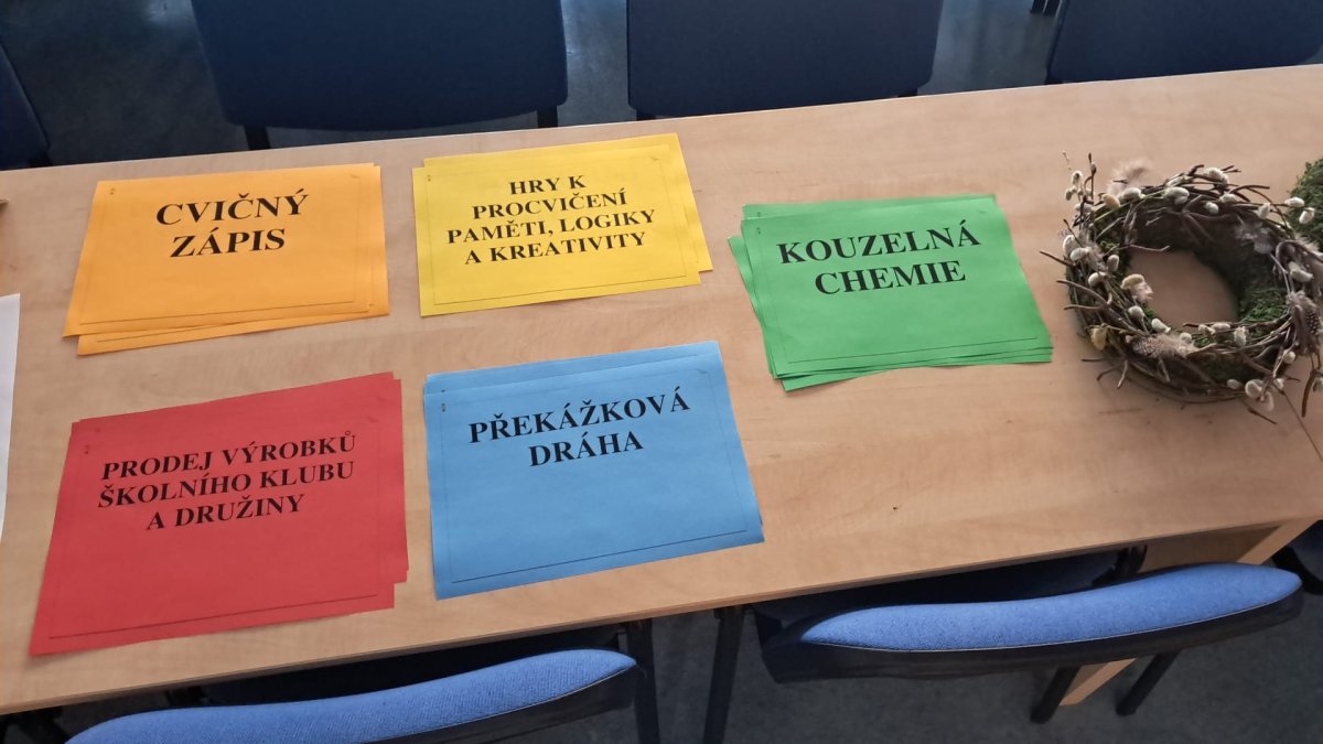 Den otevřených dveří, jarmark a cvičný zápis